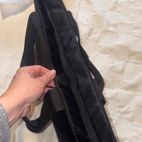 Victoria's Secret Black Tote with Rhinestone Logo. NWT - Picture 6 of 9